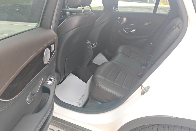 Used Mercedes-Benz GLC 2017 GLC 260 4MATIC Luxury Model