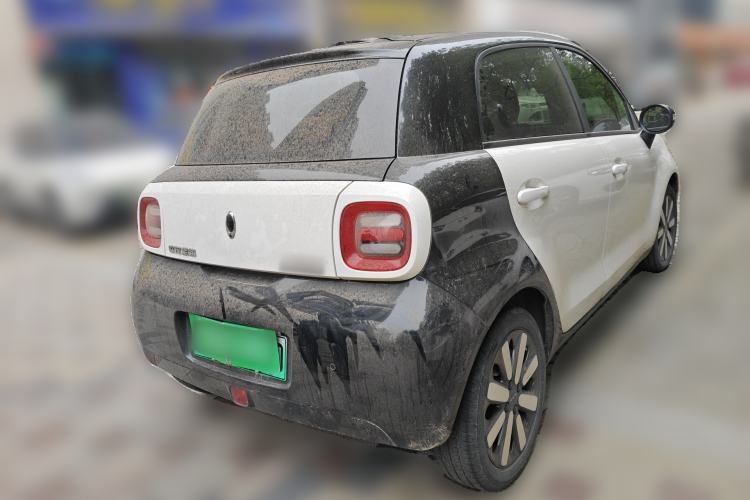 Used ORA Black Cat 2021 351 km Luxury Version Rear Right 45 Deg