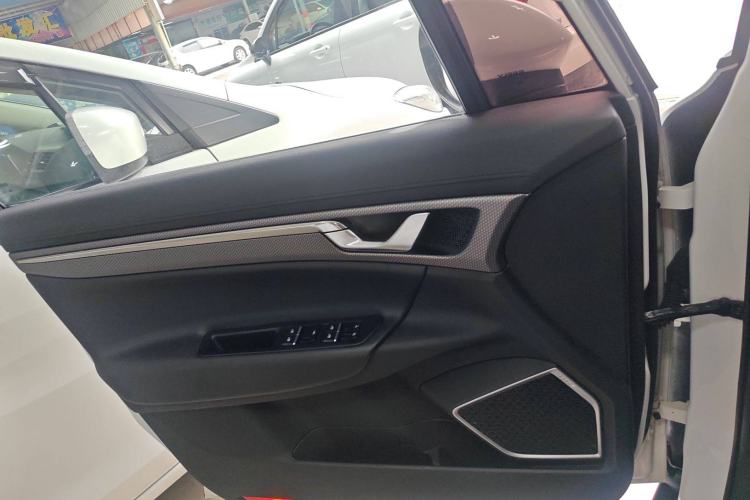 Used Geely Auto Emgrand GS 2016 Elegant Edition 1.3T Automatic LingShang Model Interior 7