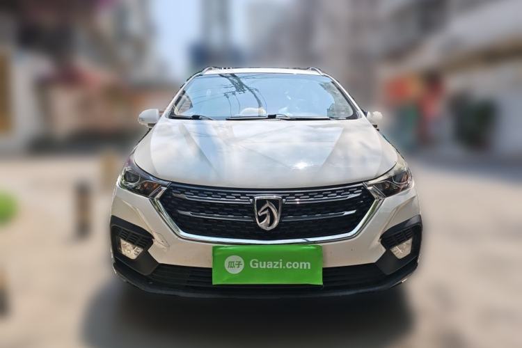 Used Baojun 310W 2018 1.5L Automatic Luxury Version China VI Emission Standard
