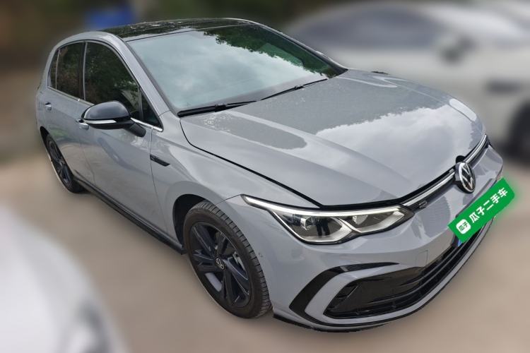 Used Volkswagen Golf 2023 Facelift 280TSI DSG R-Line Lite Front Right 45 Deg