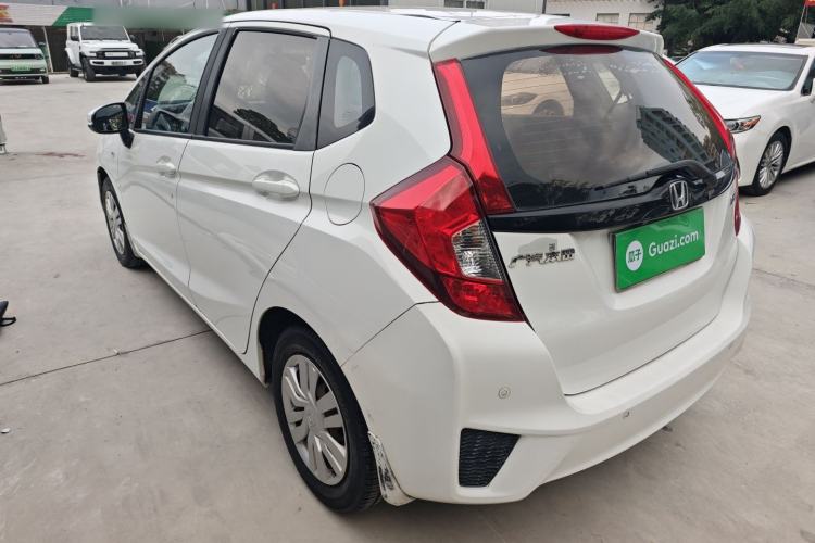 Used Honda Fit 2014 1.5L LX CVT Comfort Model Exterior 2