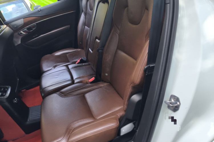 Used Volvo XC90 New Energy 2018 E-Drive Hybrid T8 Prestige 7-Seater Left Rear Seat