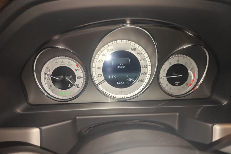 Used Mercedes-Benz GLK-Class 2015 GLK 300 4MATIC Fashion Edition Ultimate Version Instrument Cluster