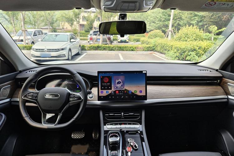 Used Skyworth HT-i 2024 Struggle Edition
