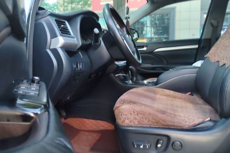 Used Toyota Highlander 2015 2.0T Four-Wheel Drive Luxury Edition 7-Seater
