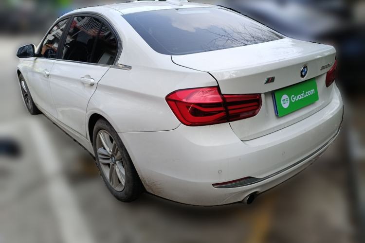 Used BMW 3 Series 2016 320Li Ambition Model
