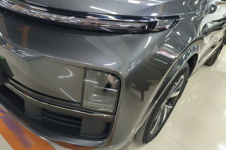 Used Li Auto L8 2023 Air model
