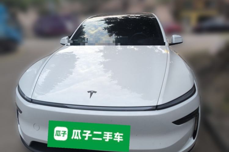 Used Tesla Model Y L 2025 Model Long-Range All-Wheel-Drive Version
