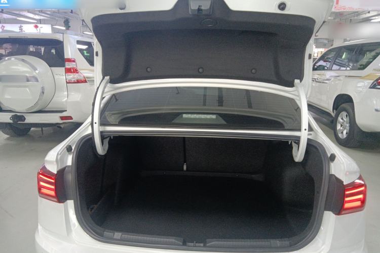 Used Volkswagen Bora 2021 1.5L Automatic Fashionable Smart Connectivity Version Trunk