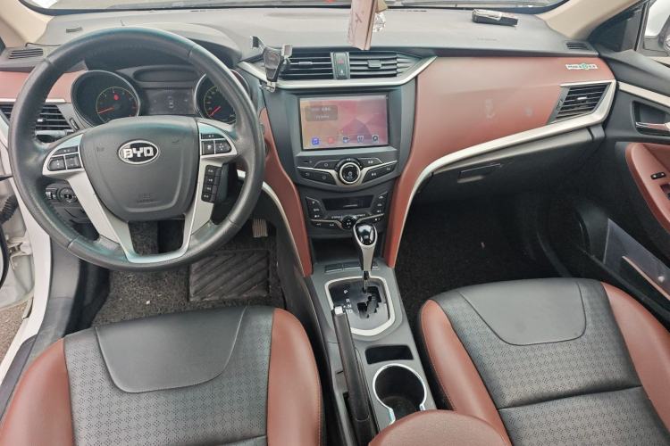 Used BYD G5 2014 1.5TID Automatic Prestige Model