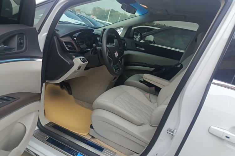 Used Buick GL8 2023 Land Executive Class Smart Enjoyment Model
