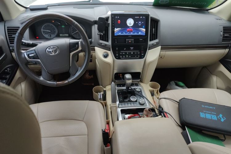 Used Toyota Land Cruiser 