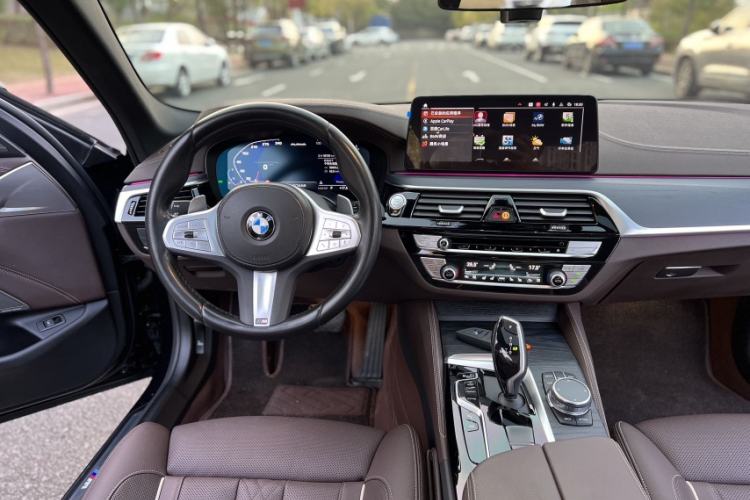 Used BMW 5 Series 2023 530Li Luxury Edition M Sport Package