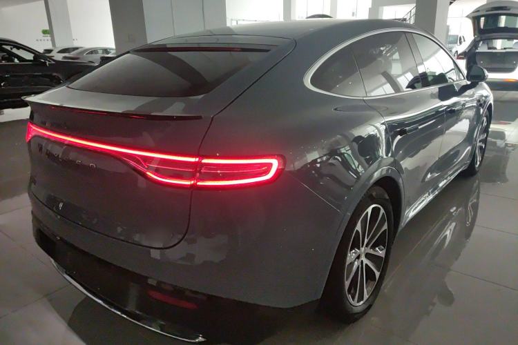 Used Hima Luxeed R7 2024 All-Electric 736 km Ultra