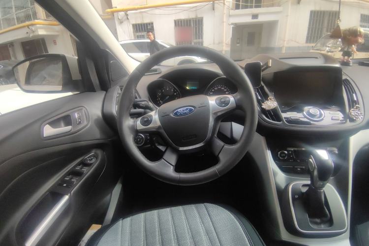 Used Ford Kuga 2016 ZhiXing Limited Edition 1.5L GTDi Two-Wheel Drive Fashion Model Steering Wheel