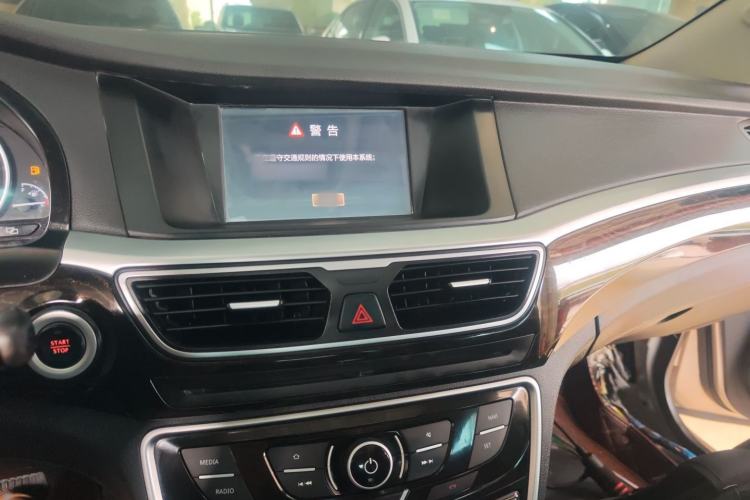 Used Geely Auto Emgrand GT 2015 1.8T Premium Model Audio And AC Panel