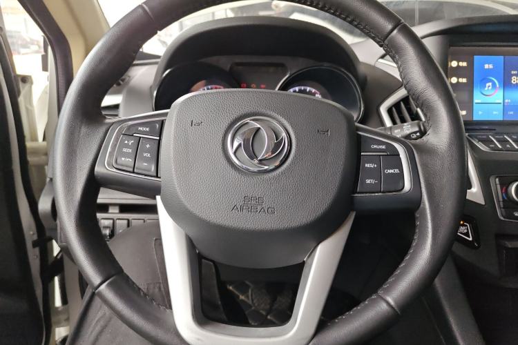 Used Dongfeng Aeolus AX7 2015 2.0L Automatic Zhiyi Trim