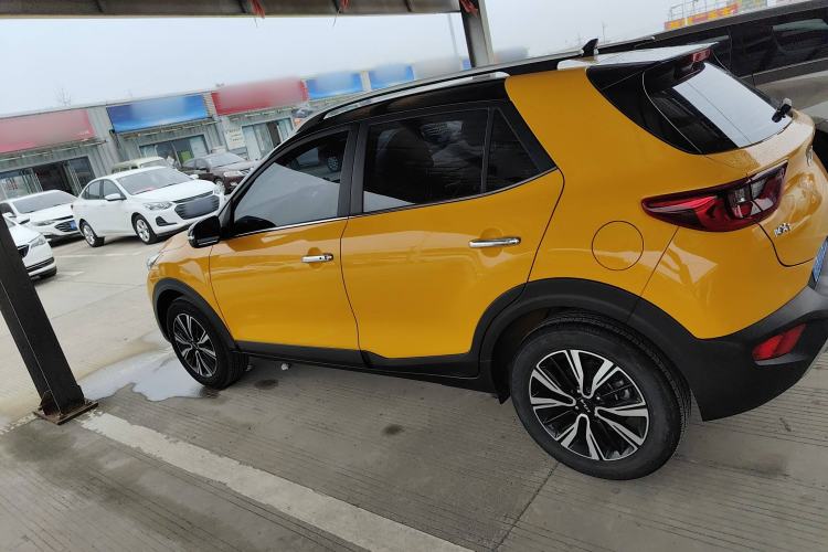 Used Kia kx1 Stonic 2021 1.4L CVT Fun & Sunroof Model