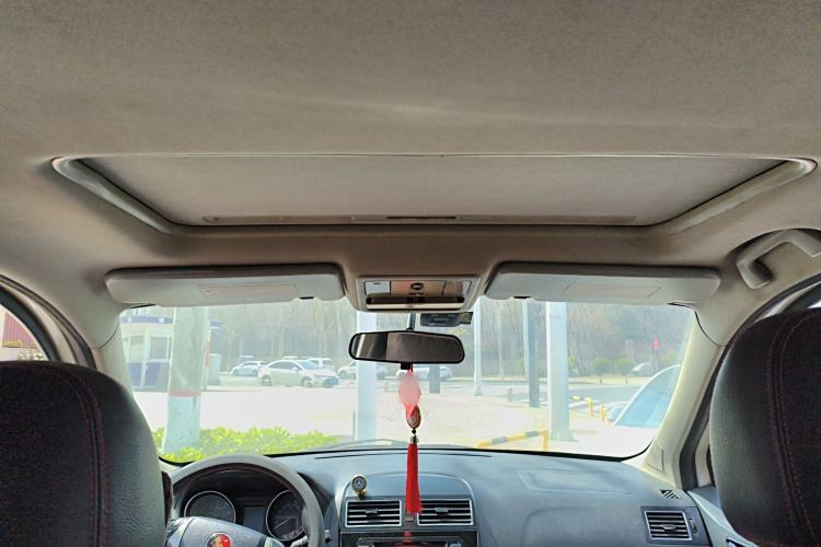 Used FORTHING Joyear X5 2015 1.6L Manual Luxury Model