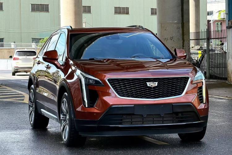 Used Cadillac XT4 2018 28T 4x4 Platinum Sport Edition
