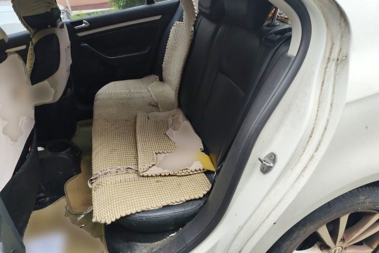 Used Volkswagen Sagitar 2011 1.6L Manual Comfort Version Left Rear Seat