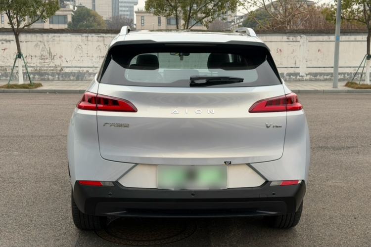 Used AION V 2024 Plus 70 Star Edition Lithium Iron Phosphate Exterior 5