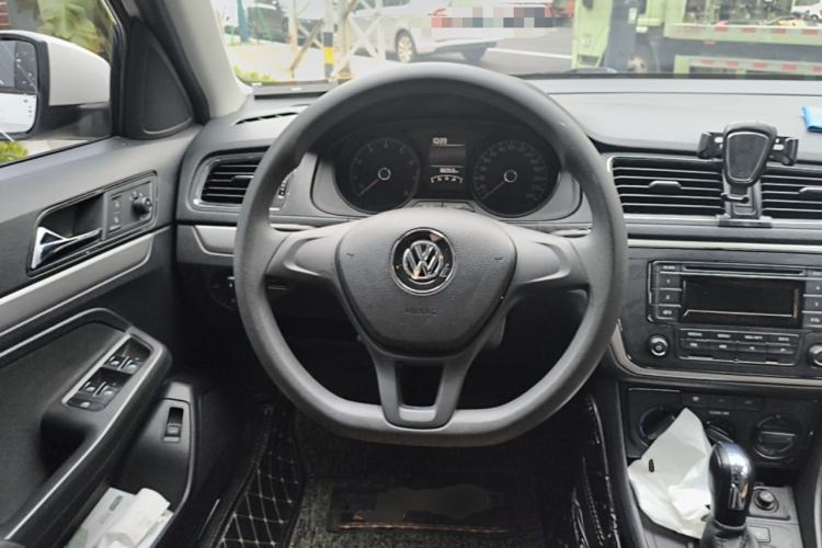 Used Volkswagen Lavida 2017 1.6L Automatic Fashion Edition
