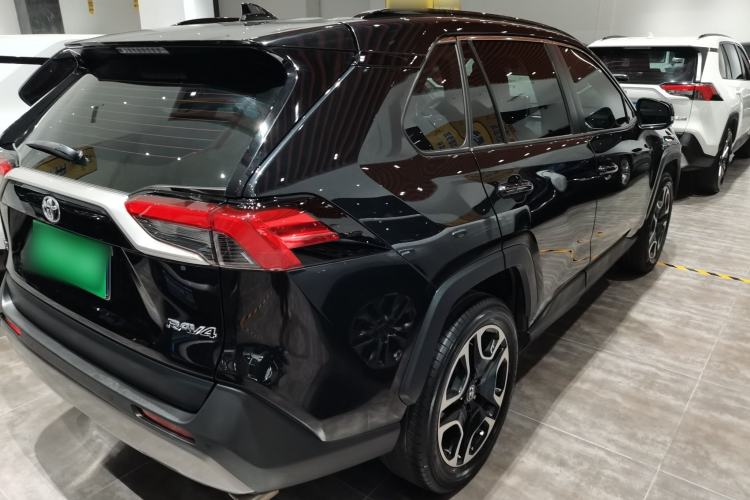 Used Toyota RAV4 2020 2.0L CVT Two-Wheel Drive Prestige Edition