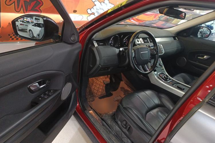 Used Land Rover Range Evoque 2017 2.0T SE Smart Glow Edition Driver Seat