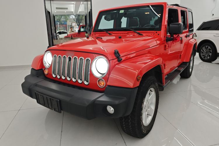 Used Jeep Wrangler 2014 2.8TD Sahara Four-Door Edition