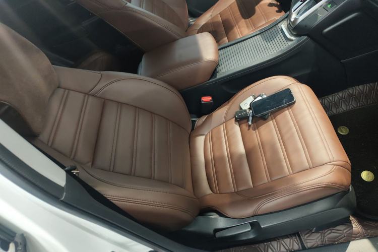 Used Honda Breeze 2021 240TURBO CVT Front-Wheel Drive Elite Edition Right Front Seat