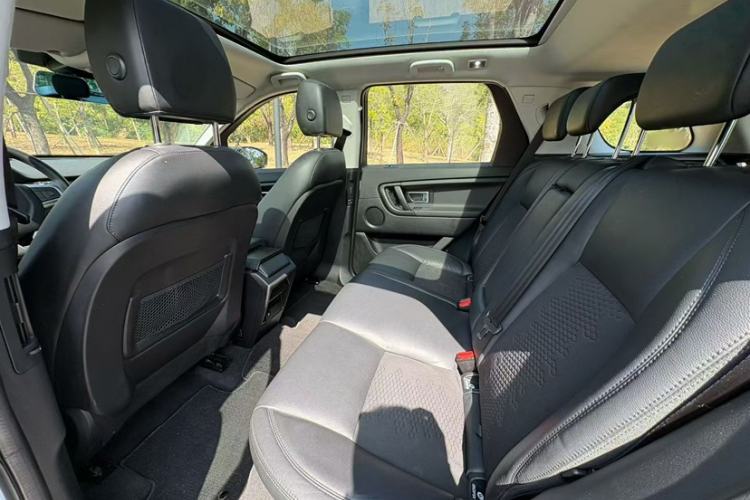 Used Land Rover Discovery Sport 2017 2.0T PURE