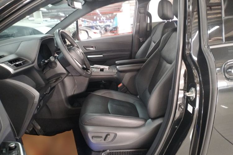 Used Toyota SIENNA 2021 2.5L Hybrid Ultimate Edition Left Front Seat