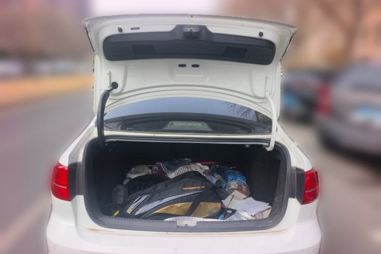 Used Volkswagen Sagitar 2015 230TSI Automatic Comfort Version Trunk