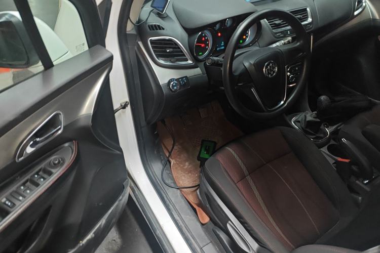 Used Buick Encore 2015 1.4T Manual Two-Wheel Drive Urban Advanced Model
