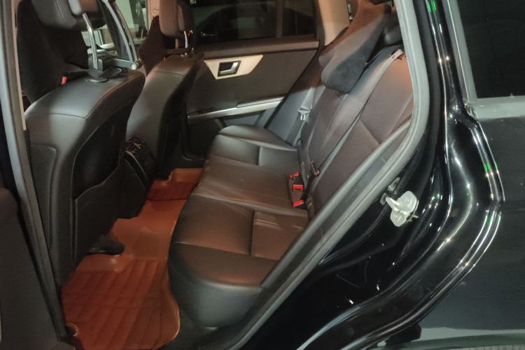 Used Mercedes-Benz GLK-Class 2013 GLK 300 4MATIC Dynamic Sunroof Model
