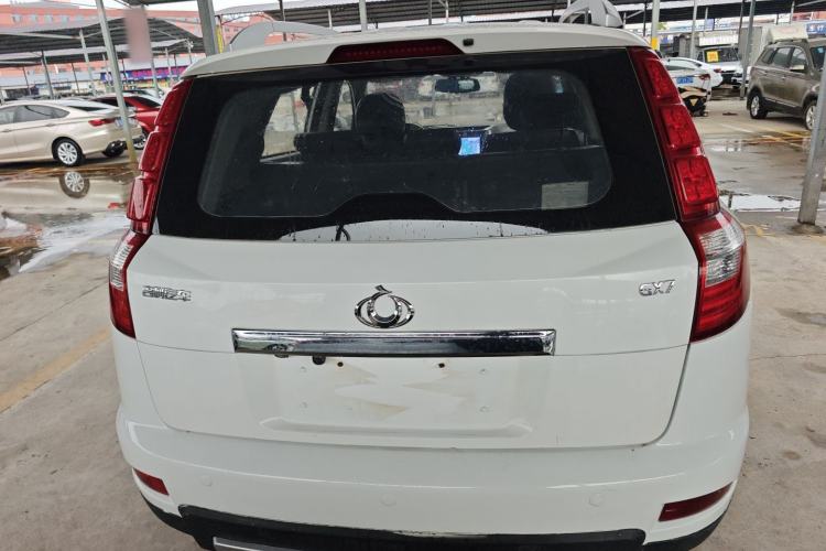 Used Geely Auto GX7 2015 Classic Edition 1.8L Manual Elite Model China IV