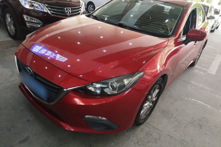 Used Mazda 3 Axela 2014 Sedan 1.5L Automatic Comfort Model