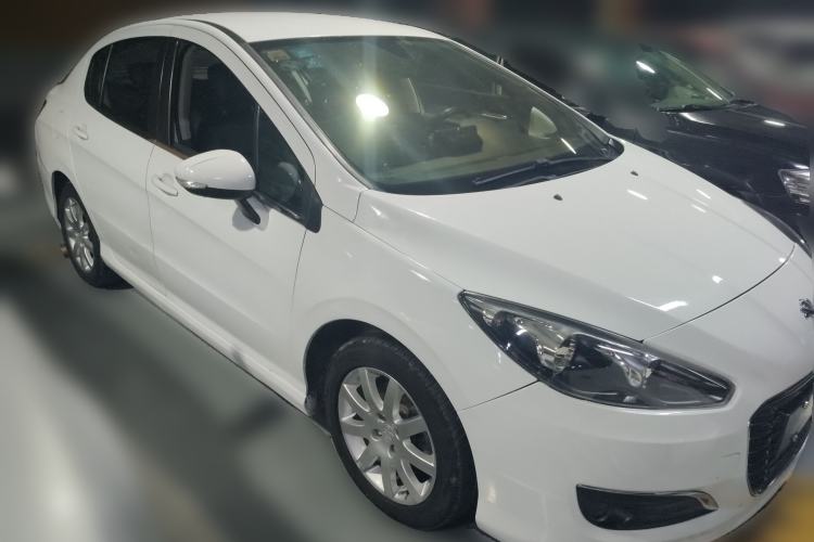 Used Peugeot 308 2013 1.6L Manual YouShang Model Front Right 45 Deg
