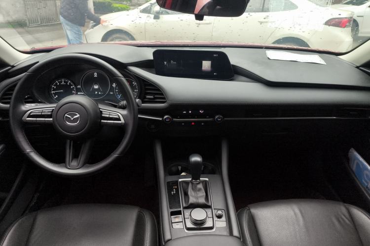 Used Mazda 3 Axela 2020 1.5L Automatic Luxury Version
