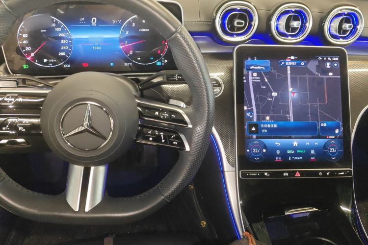 Used Mercedes-Benz C-Class 2023 C 260 L Bright Night Sports Edition Center Console