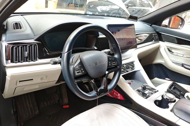 Used BYD Song PLUS New Energy 2024 HONOR Edition DM-i 110km Flagship Model
