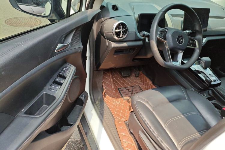 Used BYD Yuan New Energy 2019 EV360 Smart Connect Enjoyment Model Driver Seat