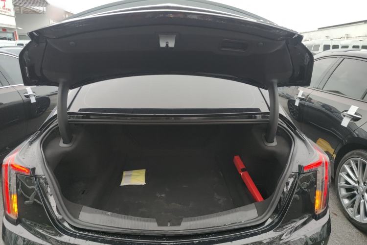 Used Cadillac CT5 2023 28T Prestige Model
