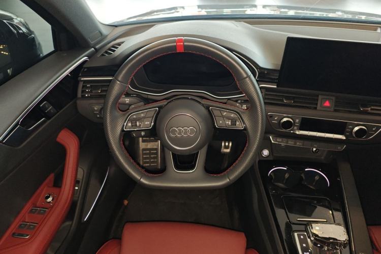 Used Audi A4L 2025 2 Million Units Enjoyment Version 40 TFSI Luxury Dynamic Edition B&O Starry Night Edition Steering Wheel