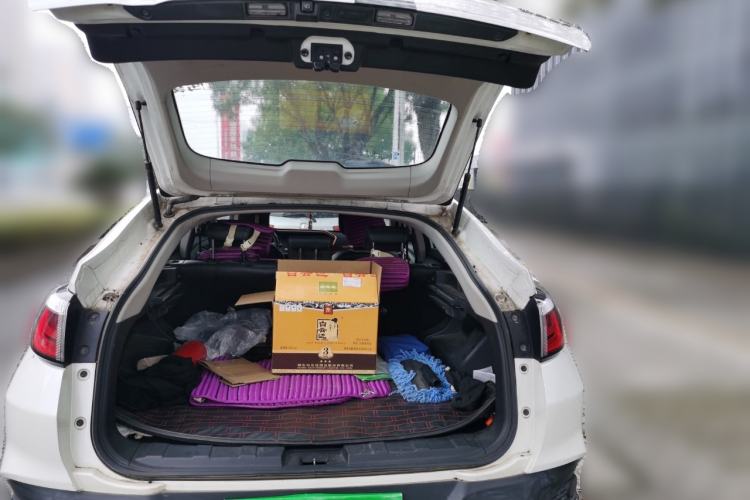 Used Venucia T90 2017 2.0L Manual ZhiShang Edition Trunk