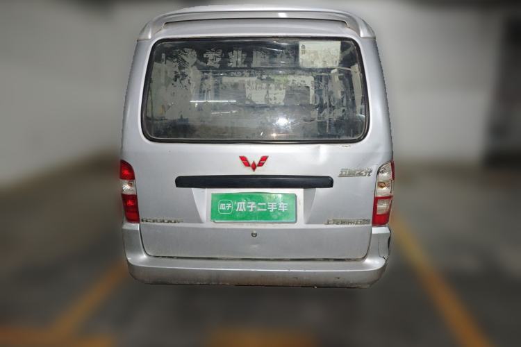 Used Wuling Zhiguang 2010 1.0L New Version Practical Short-Body L2Y
