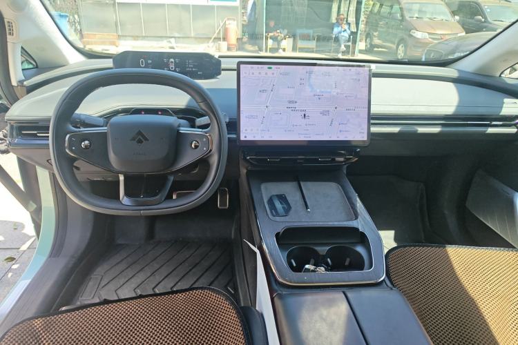 Used Hyptec GT 2023 560 Rear-Drive Seven-Wing Edition Center Console