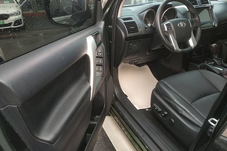 Used Toyota Prado 2015 2.7L Automatic Standard Edition